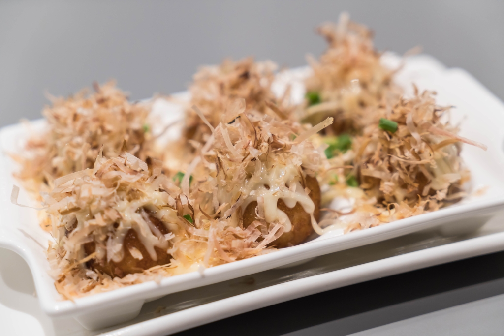 takoyaki-on-white-plate.jpg