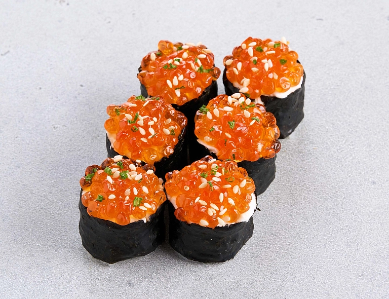 Суши с икрой (6 шт)