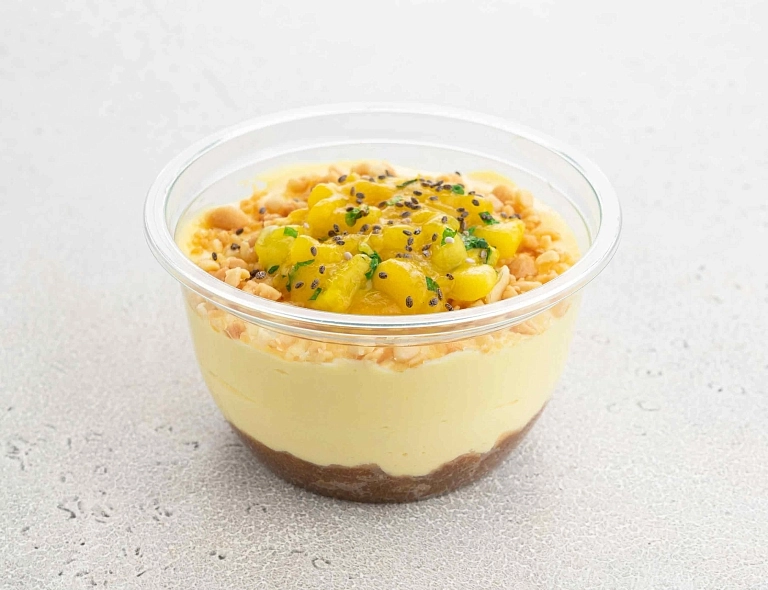 Чизкейк с манго и маракуйей