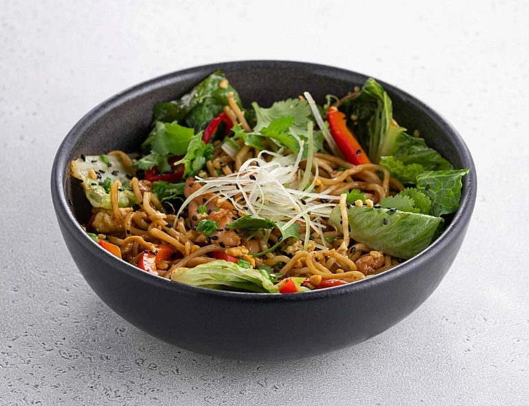 Лапша с курицей по-сингапурски